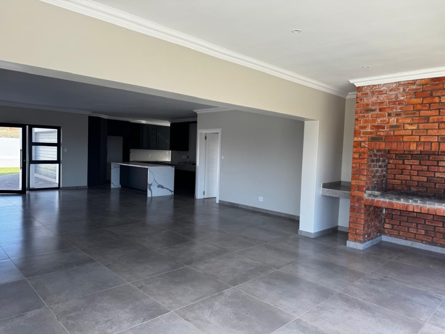 3 Bedroom Property for Sale in Jeffreys Bay Central Eastern Cape